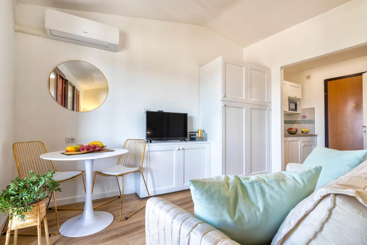 Top Floor Gulf View Apartment 奧爾比亞 外观 照片