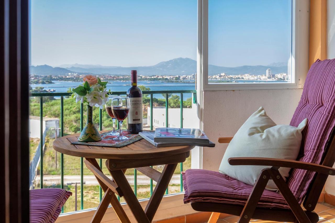 Top Floor Gulf View Apartment 奧爾比亞 外观 照片